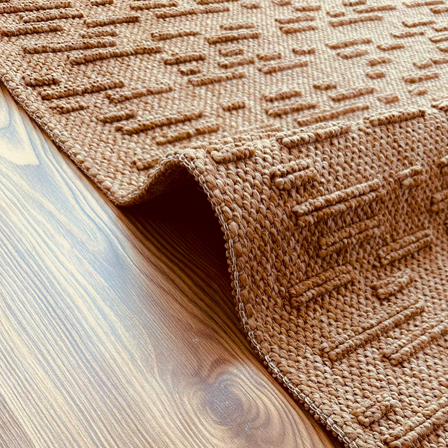 Jute Rug - Woven, Machine Washable & Non-Slip Carpet - Natural, Brown & Embossed